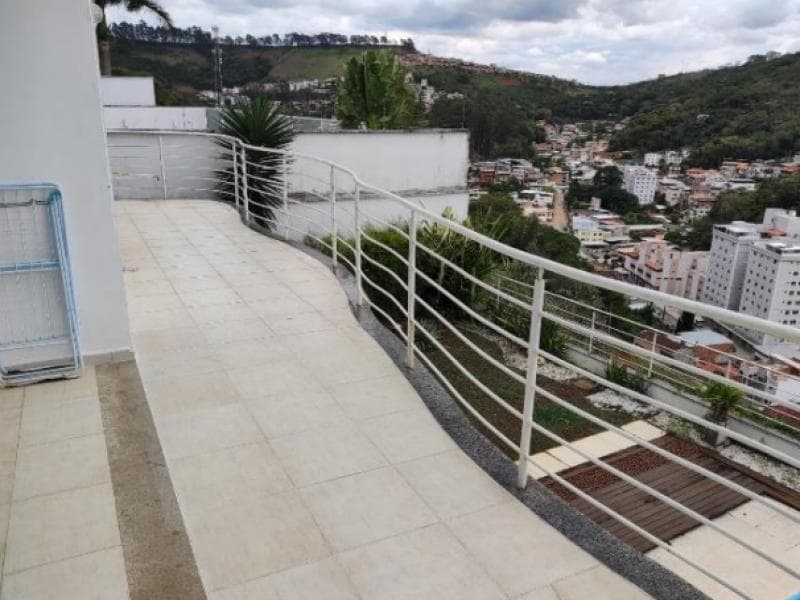 Foto 10 de 11: Casa em leilão em Juiz De Fora - MG, bairro Borboleta — Casa_Condominio, Juiz de Fora / MG