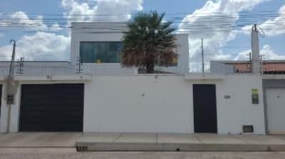 Foto 1 de 2: Casa em leilão em Batalha - PI, bairro São Francisco — Casa 333m², São Francisco, Batalha/PI - Ocupada