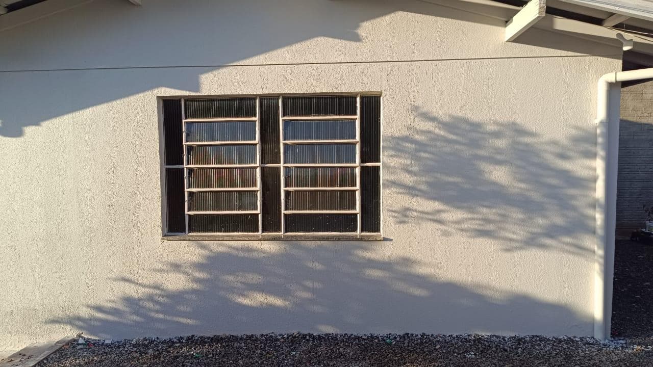 Foto 17 de 34: Casa em leilão em Marmeleiro - PR, bairro Centro — Imóvel Urbano com Benfeitorias