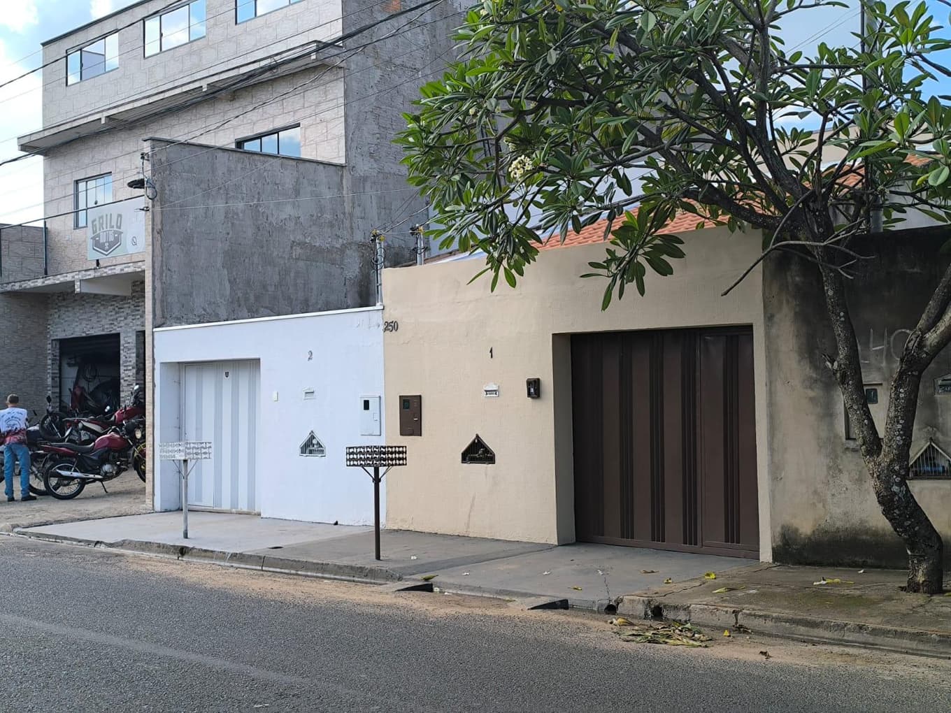 Foto 4 de 5: Casa em leilão em Uberlândia - MG — Casa 125m², Jardim Holanda, Uberlândia/MG - Ocupada