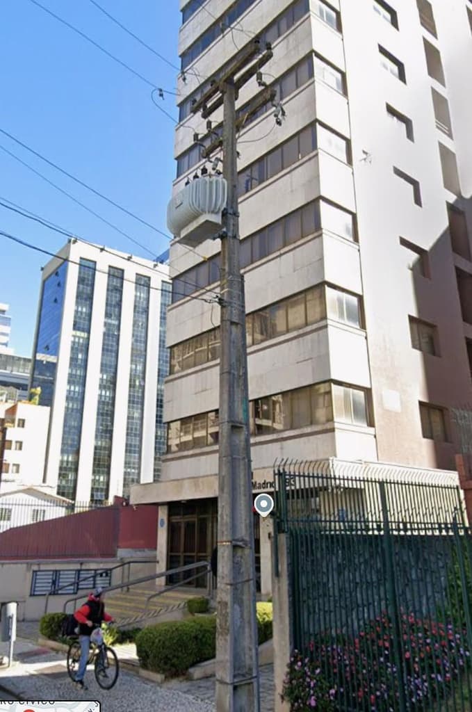 Foto 1 de 2: Apartamento em leilão em Curitiba - PR, bairro Centro Cívico — Apartamento, com a área privativa de 64,87m², Centro Cívico, Curitiba/PR