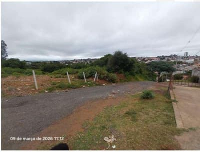 Foto 4 de 11: Terreno em leilão em Ponta Grossa - PR, bairro Jardim Carvalho — Terreno urbano com área total de 5.808,00, sem benfeitorias, ocalizado na Rua Souza Franco, s/n, Bairro: Jardim Carvalho, Ponta Grossa/PR.