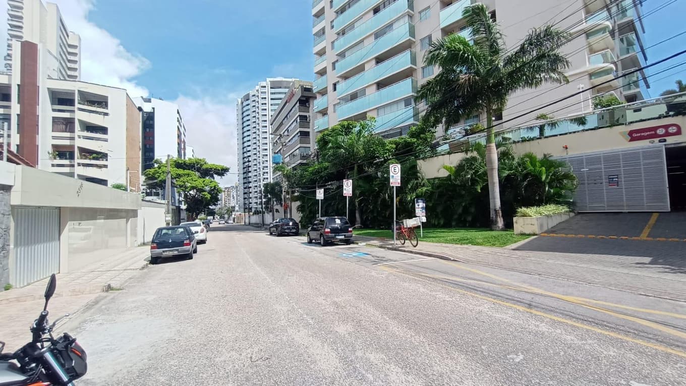 Foto 4 de 18: Apartamento em leilão em Fortaleza - CE — Apto. 111m², Cocó, Fortaleza/CE - Ocupado
