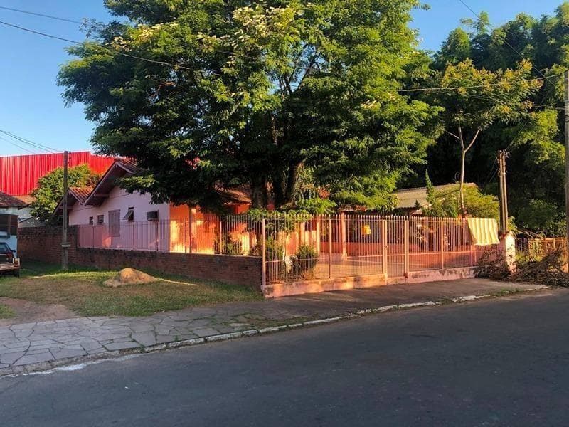 Foto 2 de 5: Casa em leilão em São Sebastião Do Caí - RS, bairro Vila Rica — Casa, 330.0 m2, Ocupado, São Sebastião Do Caí / RS (59% abaixo da avaliação)