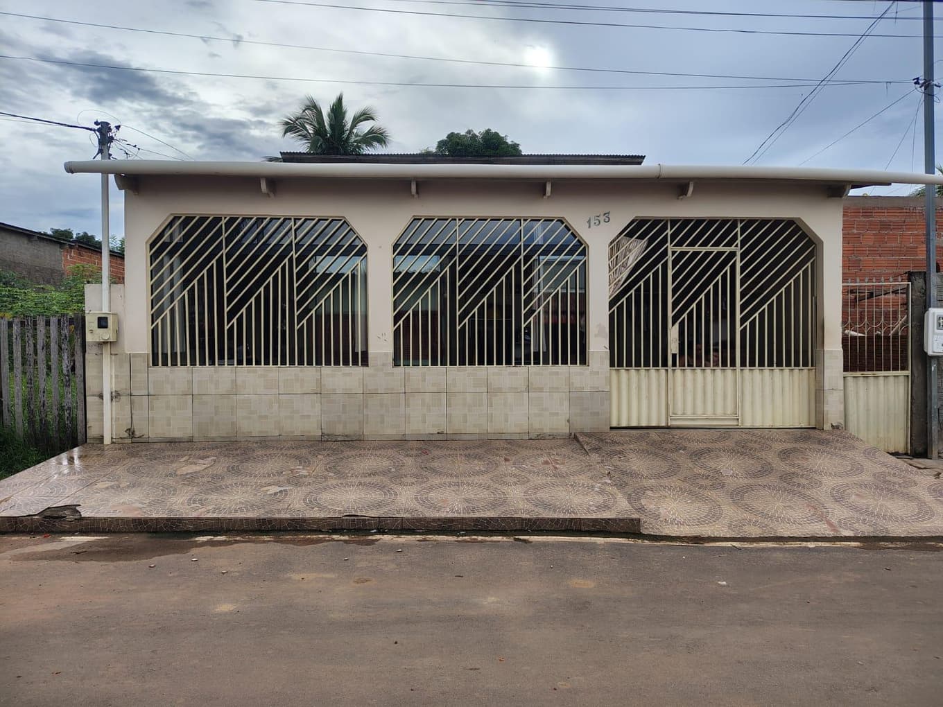 Foto 1 de 5: Casa em leilão em Rio Branco - AC — Casa 270m², Vitória, Rio Branco/AC - Ocupada