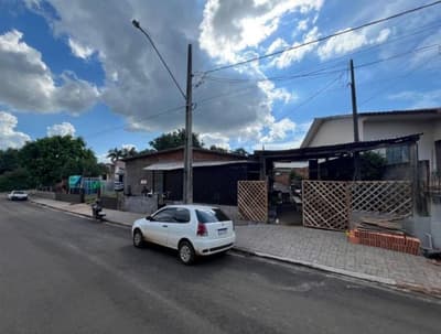 Comercial em leilão em Bela Vista Da Caroba - PR — Fração Ideal de 50% de lote urbano com benfeitorias residencial e comercial, situado em Bela Vista da Caroba/PR