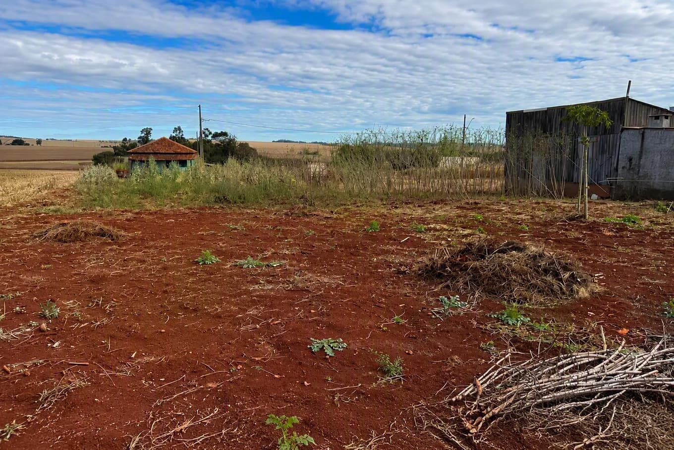 Foto 1 de 3: Terreno em leilão em Assis Chateaubriand - PR, bairro Bragantina — IMÓVEL URBANO COM ÁREA DE 300M2, EM DISTRITO DE BRAGANTINA- Assis Chateaubriand - PR