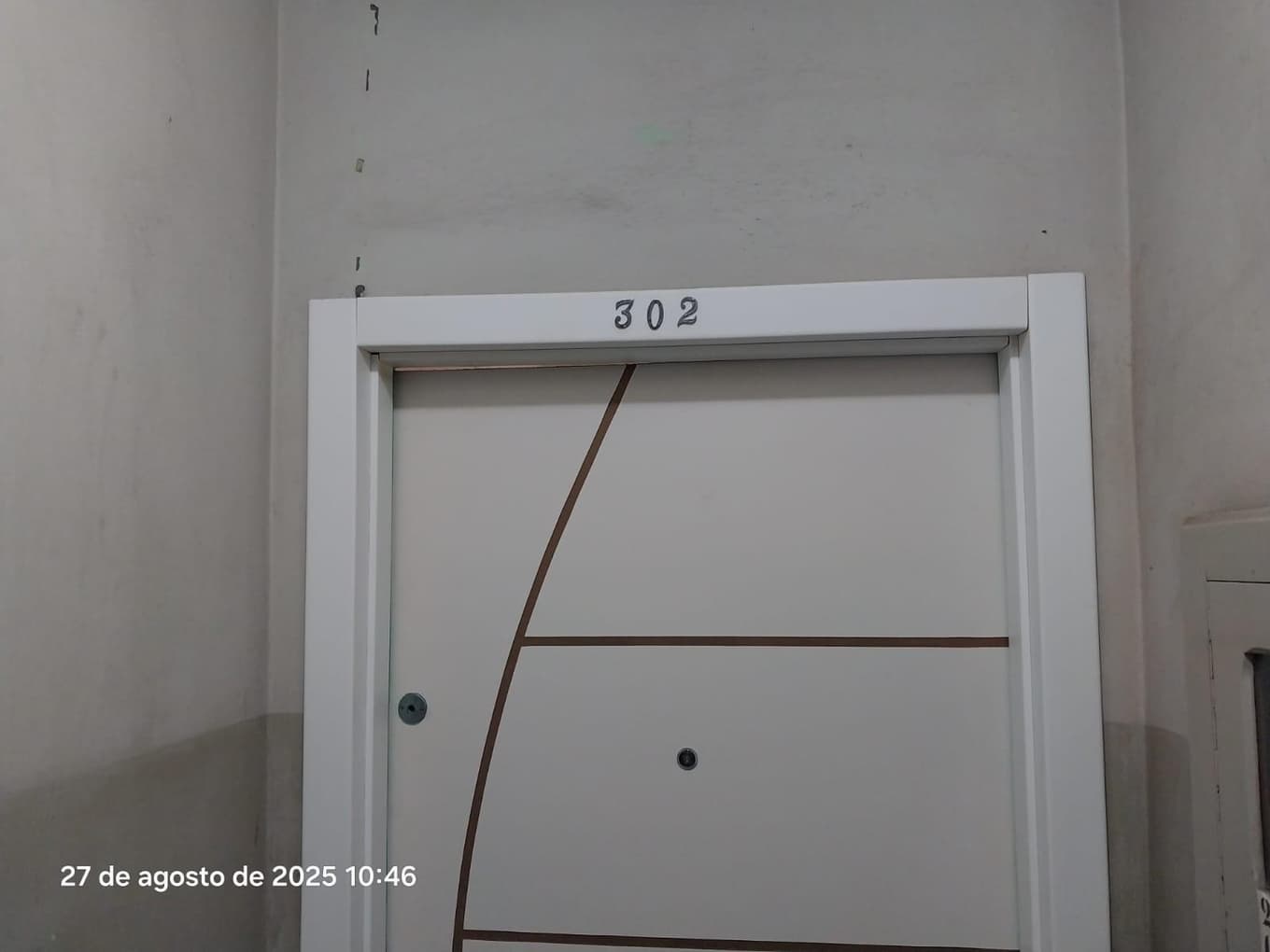 Foto 2 de 28: Apartamento em leilão em Curitiba - PR — Apartamento do Edifício Lattes, Curitiba/PR