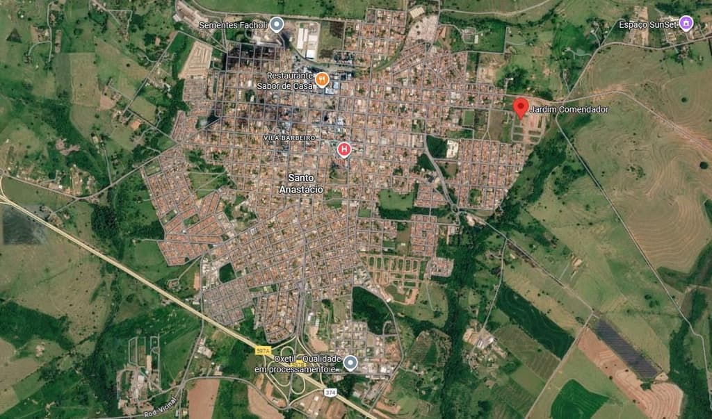 Terreno em leilão em Santo Anastácio - SP, bairro Jardim Comendador — Terreno 180 m² Jd. Comendador