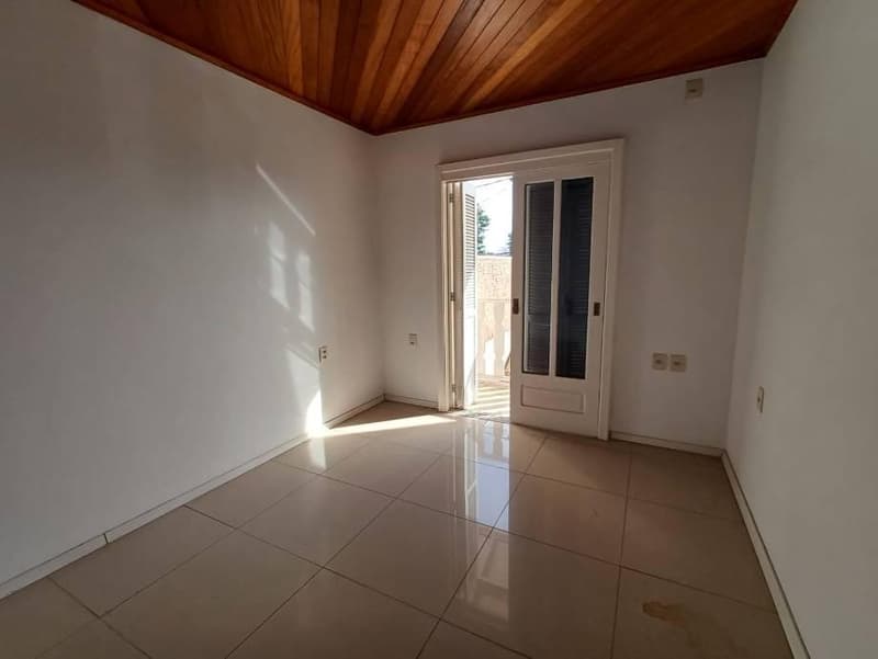 Foto 6 de 17: Casa em leilão em Canoas - RS, bairro Estradaância Velha — Casa, Canoas / RS