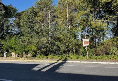 Terreno em leilão em Rio Negro - PR — Parte ideal correspondente a 1.690,00m² do terreno urbano situado na Rua XV de Novembro, Centro - Rio Negro/PR, sem benfeitorias.