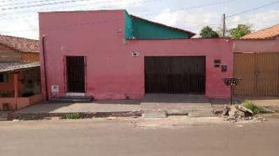 Foto 1 de 2: Casa em leilão em Araguaína - TO — Casa 256m², Vila Norte, Araguaína/TO - Ocupada