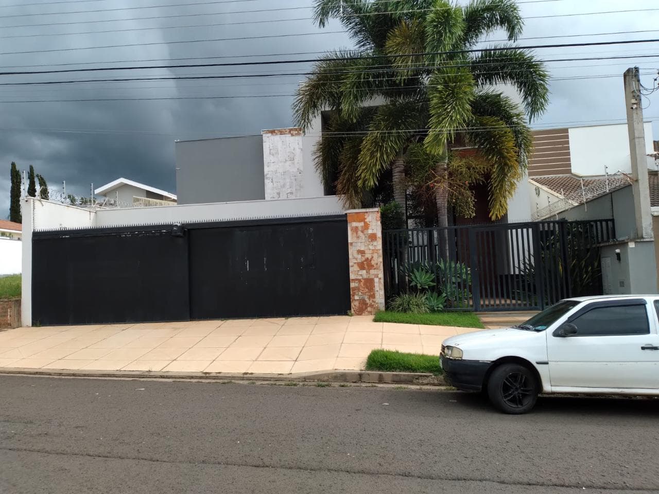 Foto 33 de 63: Casa em leilão em Marília - SP — CASA DE ALTO PADRÃO - JARDIM TROPICAL, MARILIA/SP - ÁREA DE 480m² - 4 SUÍTES, PISCINA AQUECIDA E SPA