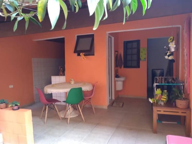 Foto 7 de 14: Casa em leilão em Guarujá - SP, bairro Jardim Santa Maria — Casa 83m² com Terreno 134m² | Guarujá-SP | Jardim Santa Maria - Próx. Praia da Enseada, Av. Dom Pedro I e Acqua Mundo - Financiamento até 420 Meses!
