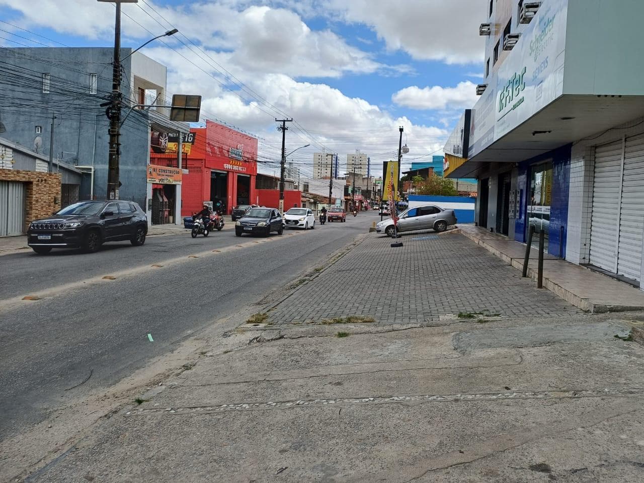 Foto 6 de 6: Casa em leilão em Campina Grande - PB, bairro Tambor — Casa 226m² Ocupada no Tambor em Campina Grande/PB