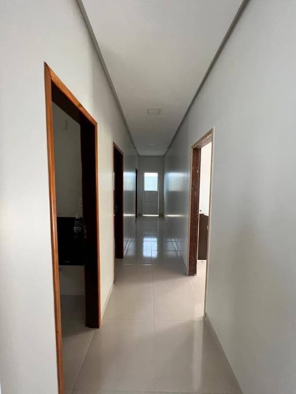 Foto 4 de 14: Casa em leilão em Unaí - MG, bairro Loteamento Curva do Rio — Casa 140m² com Terreno 300m² | Unaí-MG | Res. Curva do Rio | Oportunidade - Próx. à FACTU e Av. Gov. Valadares - Financiamento até 420 Meses!