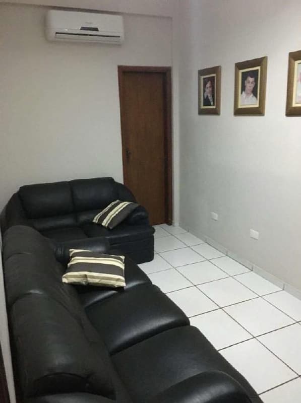 Foto 23 de 24: Comercial em leilão em Maringá - PR — Parte Ideal de 50% do Edifício Comercial Mandarino de área construída de 2.424,75m² - Zona 09, Maringá/PR