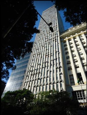 Comercial em leilão em Rio De Janeiro - RJ, bairro Centro — Lote 003 - DIREITO E AÇÃO À AQUISIÇÃO DA SALA 1209, SITO NA AV. RIO BRANCO, 245, CENTRO - RJ