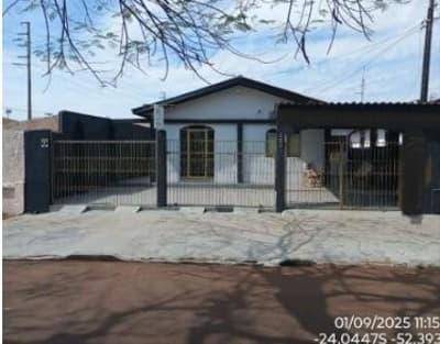 Casa em leilão em Campo Mourão - PR, bairro Centro — IMÓVEL URBANO COM ÁREA TOTAL DE 264,00 m2- Em CAMPO MOURÃO/PR