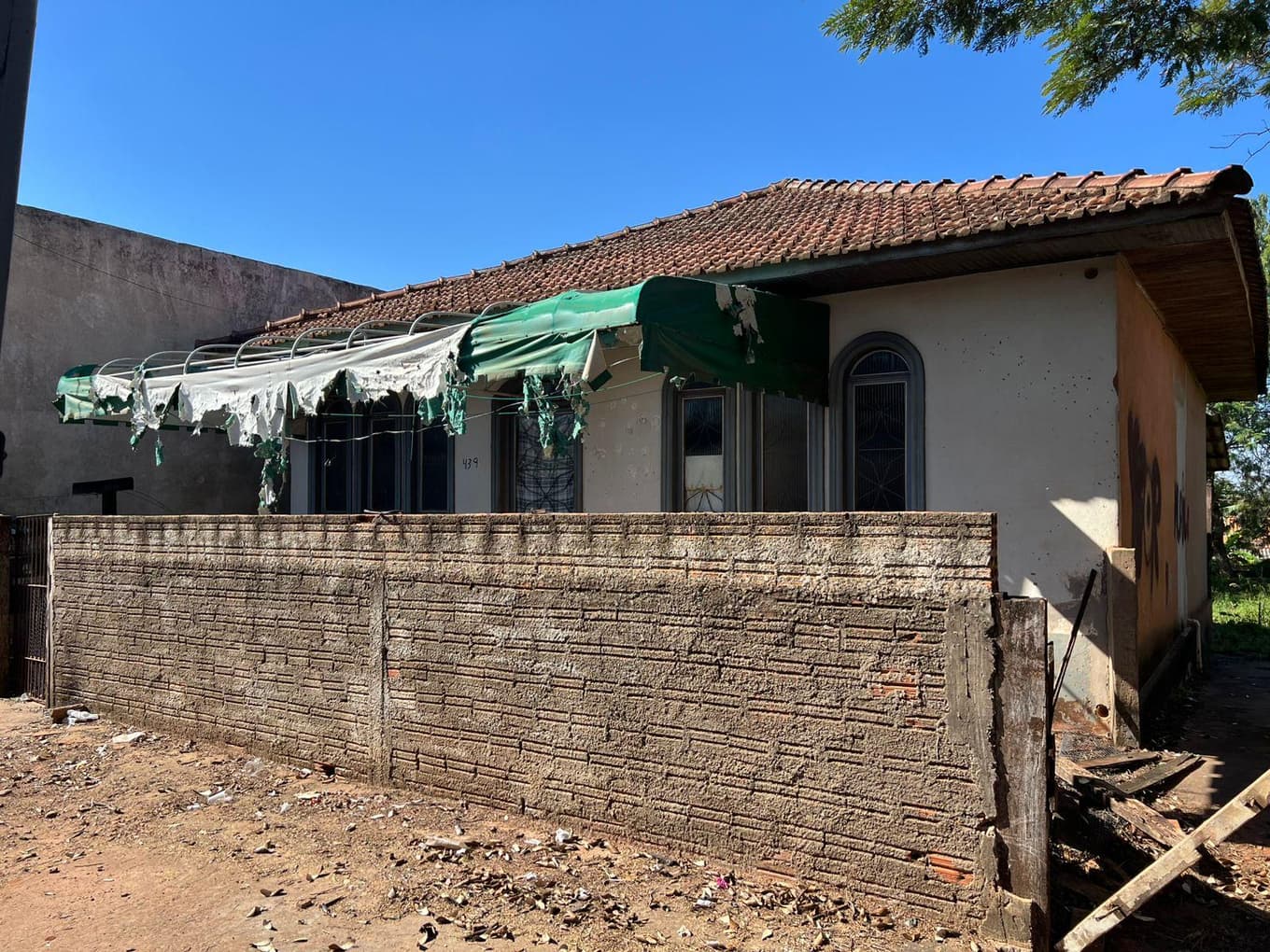 Foto 4 de 12: Terreno em leilão em Indianópolis - PR — Fração ideal de 8,33% de Terras, contendo benfeitoria de área total aproximada de 100,00m², Cianorte/PR