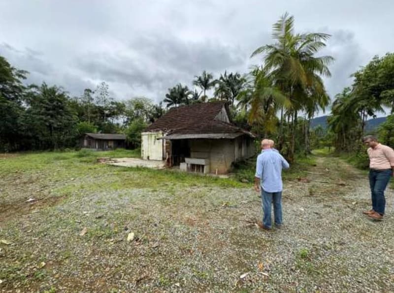 Foto 117 de 122: Terreno em leilão em Schroeder - SC — Terreno situado à Estrada Schroeder I, área de 94.840m², Schoeder/SC