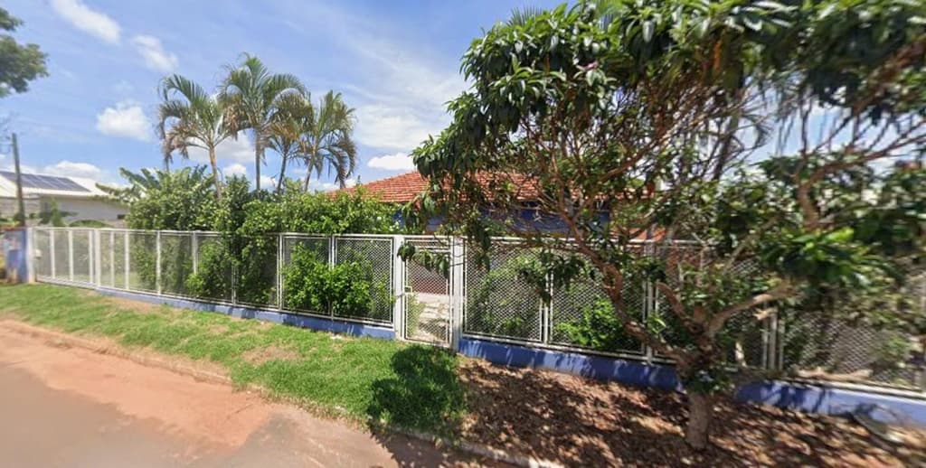 Foto 3 de 4: Casa em leilão em Piquerobi - SP — Casa, A.T. 2.799m², A.C. 155m², 3 dorms, 1 suíte, área de lazer, churrasqueira, Piquerobi