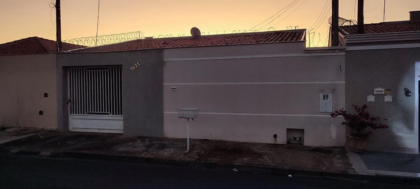 Foto 3 de 5: Casa em leilão em Araçatuba - SP — Casa 149m², em Araçatuba/SP - Ocupado