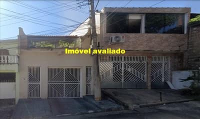 Casa em leilão em Guarulhos - SP — Casa e Terreno no Jardim Las Vegas Guarulhos/SP, com área de 263,15m²