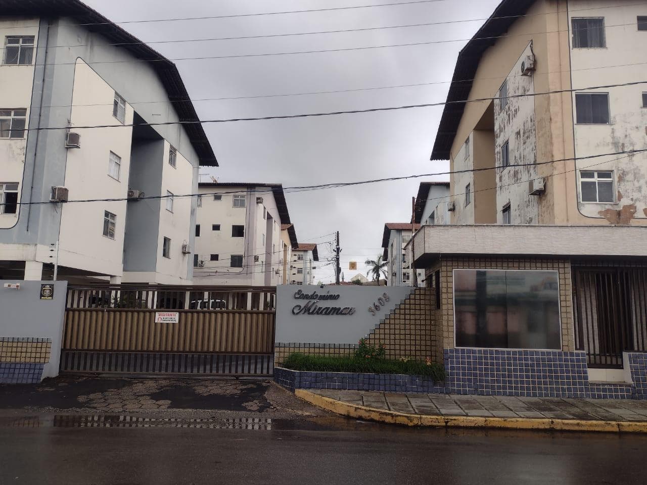 Foto 1 de 6: Apartamento em leilão em São Luís - MA — Apartamento 77m², Conjunto Habitacional Turú, em São Luís/MA - Ocupado