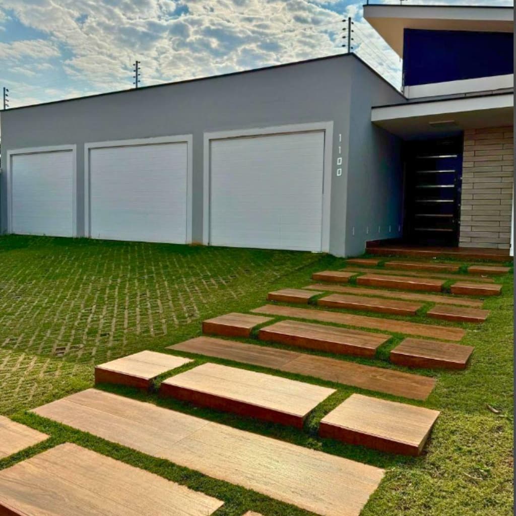 Foto 16 de 31: Casa em leilão em Toledo - PR — IMÓVEL URBANO- CASA a.c. 400.00 m2- a.t. 800.00 m2- Em SÃO LUIZ DO OESTE - TOLEDO/PR