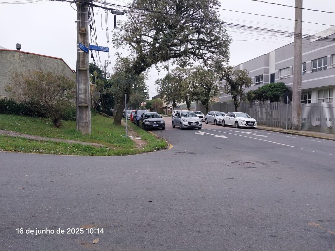 Foto 16 de 17: Casa em leilão em Curitiba - PR, bairro Jardim das Américas — Casa com área de 230m² e terreno com área de 408m², Jardim das Américas, Curitiba/PR
