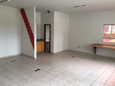 Foto 10 de 24: Comercial em leilão em Maringá - PR — Parte Ideal de 50% do Edifício Comercial Mandarino de área construída de 2.424,75m² - Zona 09, Maringá/PR
