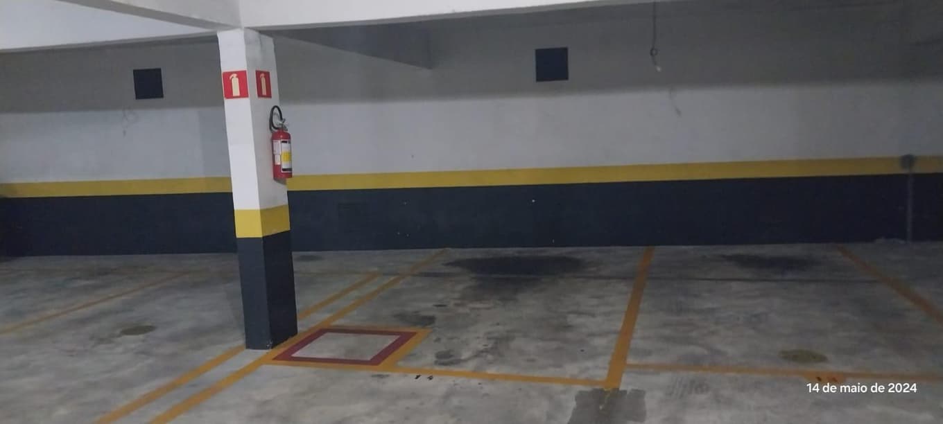 Foto 3 de 10: Vaga de Garagem em leilão em Curitiba - PR — Vaga de garagem simples nº 14 do Tipo GII, Edifício Hyde Park Condomininum, Curitiba/PR