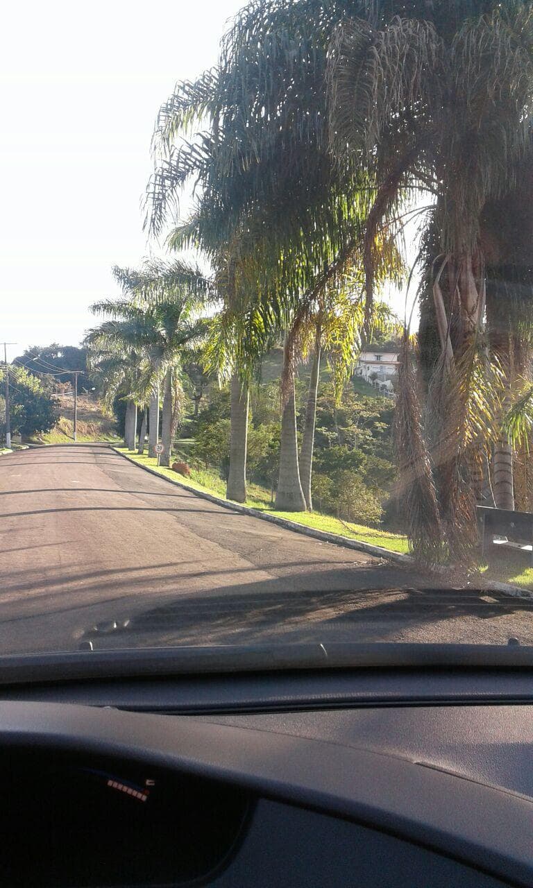 Foto 16 de 18: Terreno em leilão em Lindóia - SP — Lote de Terreno com 560,50m2, Cond. Mirante do Lago em Lindóia-SP