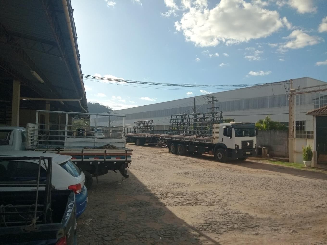 Foto 23 de 61: Terreno em leilão em Muriaé - MG, bairro Sofocó — IMÓVEL URBANO COM ÁREA TOTAL DE 48.206,32 m2- Em MURIAÉ/MG