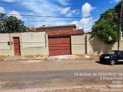 Foto 3 de 3: Casa em leilão em Cuiabá - MT, bairro Areão — Casa 338m² com Terreno 866m² | Cuiabá-MT | Areão | Oportunidade - Próx. ao Shopping Três Américas e Av. Fernando Corrêa - Financiamento até 420 Meses!