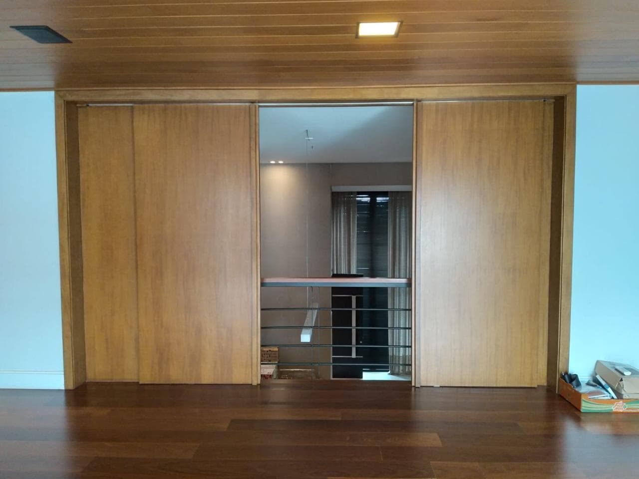 Foto 31 de 63: Casa em leilão em Marília - SP — CASA DE ALTO PADRÃO - JARDIM TROPICAL, MARILIA/SP - ÁREA DE 480m² - 4 SUÍTES, PISCINA AQUECIDA E SPA