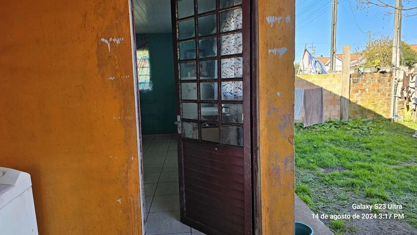 Casa em leilão em União Da Vitória - PR, bairro Horst Waldraff — Casa de padrão simples de aproximadamente 60 m² na Rua Ralf Siegfried Waldreaf, 251, Horst Waldraff, UNIÃO DA VITÓRIA/PR