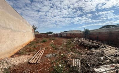 Foto 6 de 9: Terreno em leilão em Campo Mourão - PR — IMÓVEL URBANO COM ÁREA DE 200,00M2 EM CAMPO MOURÃO-PR