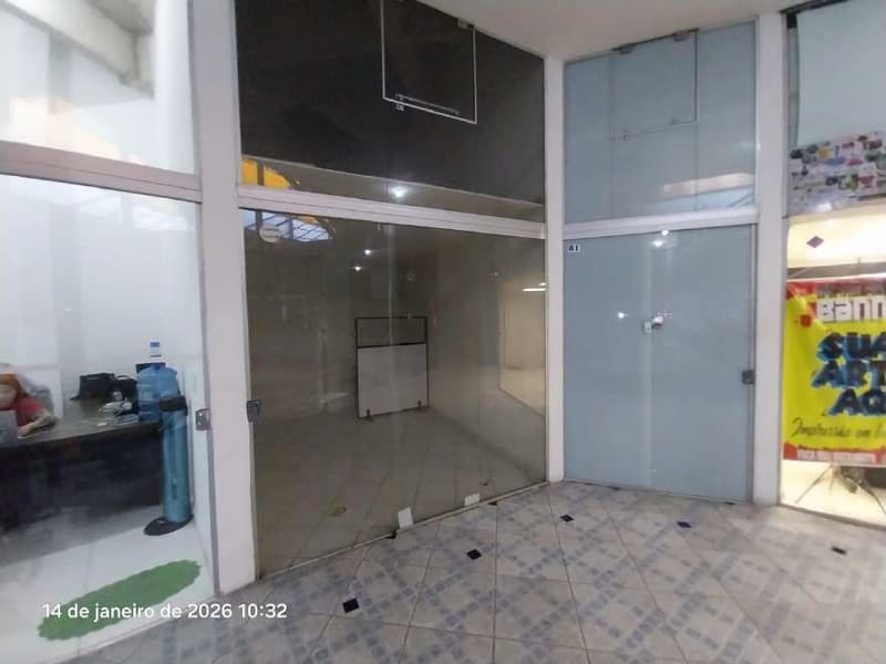 Foto 13 de 20: Comercial em leilão em Curitiba - PR — Loja nº 80 com área total de 25,9531m² localizada no Edifício Capital Torre Centro - Curitiba/PR