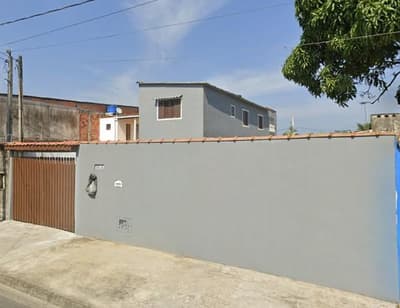 Terreno em leilão em Mongaguá - SP — 100% dos direitos de terreno com edificação no Jardim Leonor - Mongágua/SP