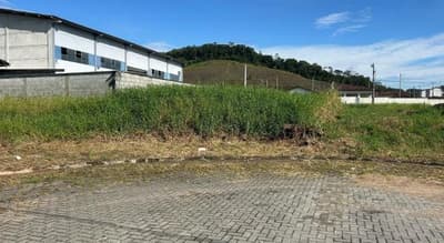 Foto 1 de 2: Imóvel em leilão em Araquari - SC, bairro Loteamento das Carpas — IMÓVEL URBANO COM ÁREA TOTAL DE 276,63M2 EM ARAQUARI-SC