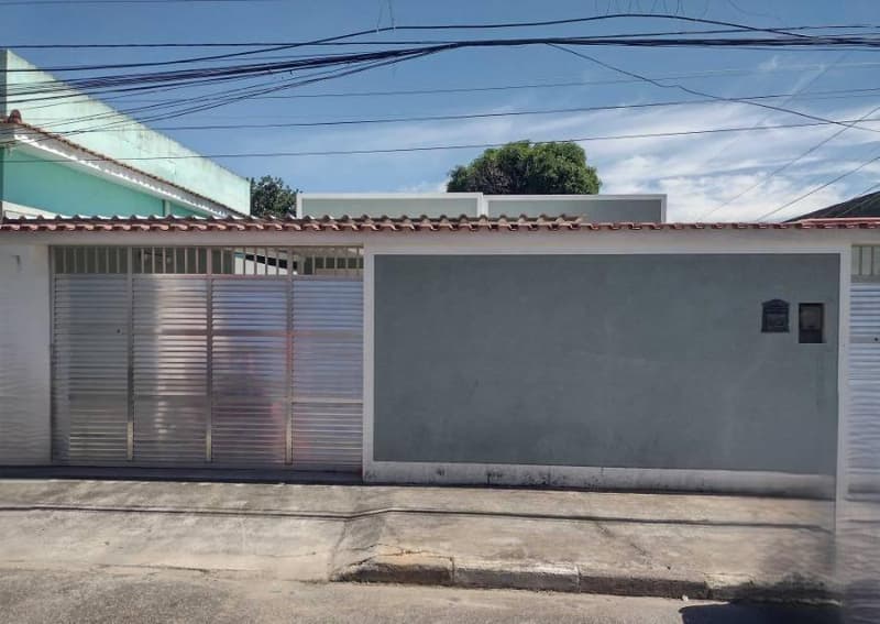 Foto 10 de 11: Casa em leilão em Nilópolis - RJ, bairro Centro — Casa 144m² com Terreno 500m² | Nilópolis-RJ | Centro - 2 Dorms - 450mts do Hospital Estadual Vereador Melchiades Calazans - Financiamento até 420 Meses!