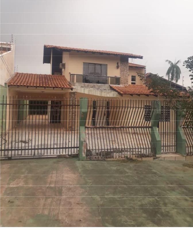 Foto 1 de 5: Casa em leilão em Umuarama - PR — Sobrado com área de 315,00m²- área de terreno de 396,60m² - Localizado na Rua Marabá, nº 3244, Zona I, Umuarama/PR.