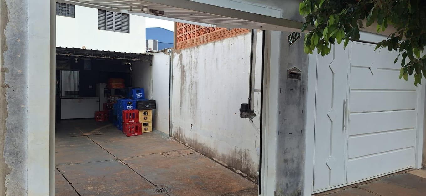 Foto 7 de 23: Casa em leilão em Araraquara - SP — Casa com 161.34 m² de área construída e 231.17 m² de terreno
