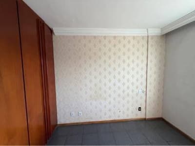 Foto 3 de 14: Apartamento em leilão em Goiânia - GO, bairro Setor Leste Universitário — Apto 87m² | DESOCUPADO | Goiânia-GO | Edifício Júlio Verne | Setor Leste Universitário - 3 Dorms, 3 Banheiros - Financiamento até 420 Meses!
