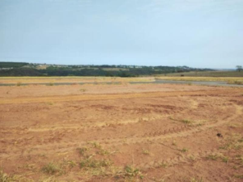 Foto 1 de 3: Terreno em leilão em Marília - SP, bairro Jardim Botânico I — Lote, Marília / SP