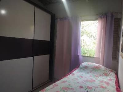 Foto 4 de 15: Casa em leilão em Caldas Novas - GO — Casa 178m² com Terreno 608m² | Caldas Novas-GO | Caldas do Oeste - Ampla com 4 Dorms e Varanda - Financiamento até 420 Meses!