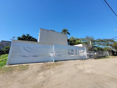 Casa em leilão em Niterói - RJ — Casa de 100.84m2, com 3 quartos, em NITEROI/RJ.
