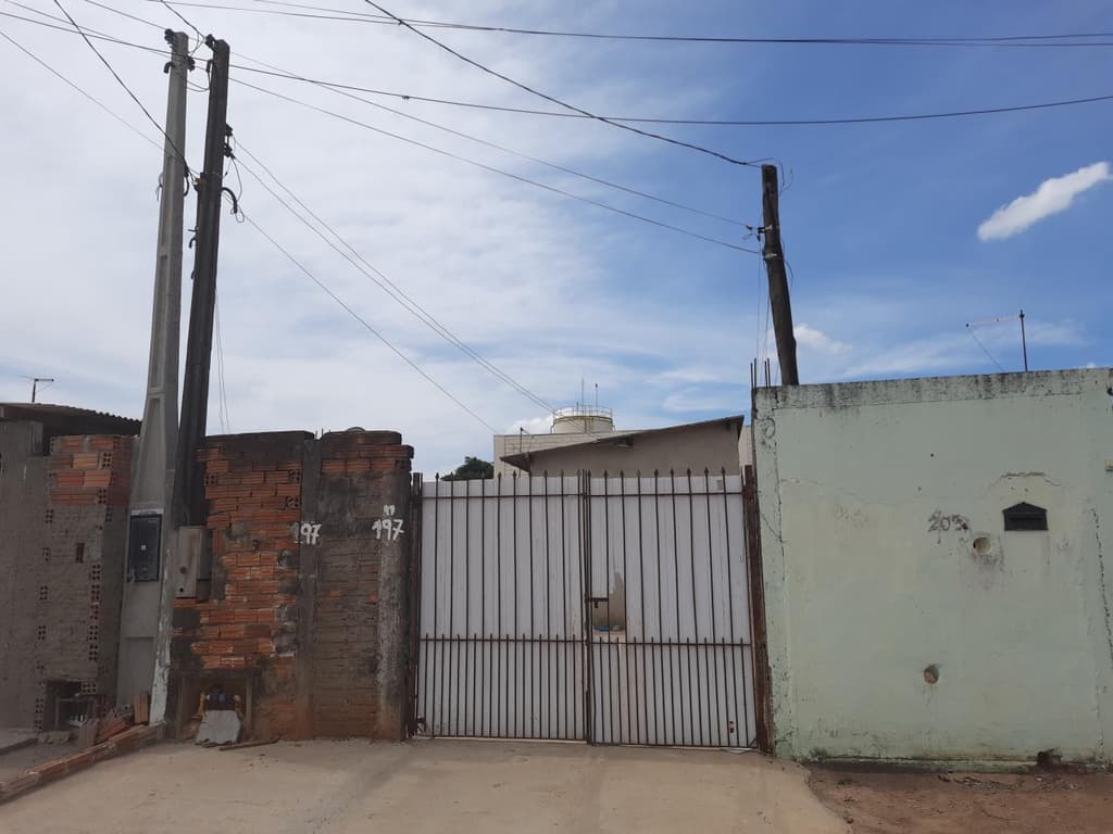 Foto 2 de 2: Terreno em leilão em Itapeva - SP, bairro Jardim Bela Vista — 2 Casas, A.T. 250m²